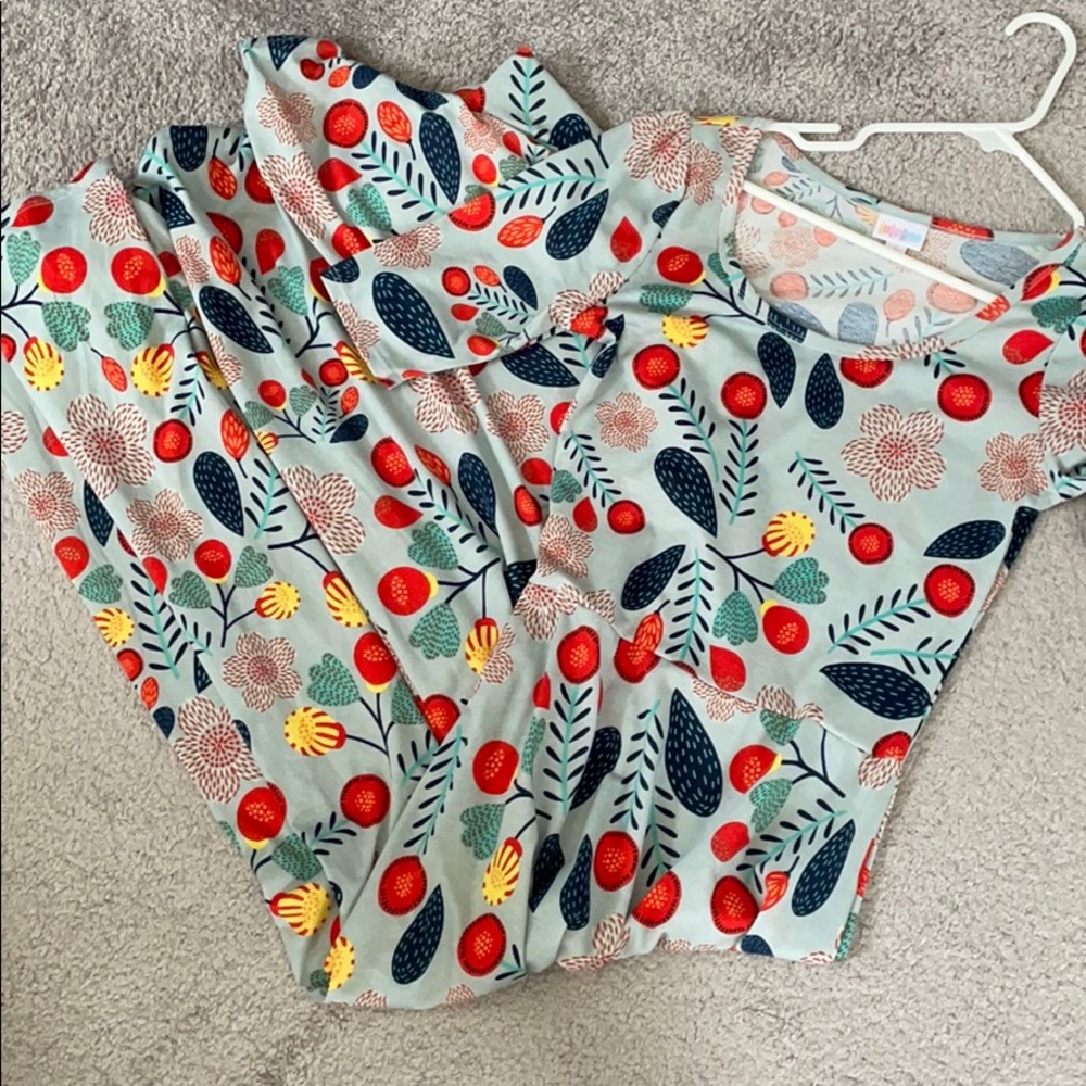 EUC small Lularoe floral Ana dress